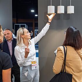 Targi-Nowodvorski-Lighting-15.JPG